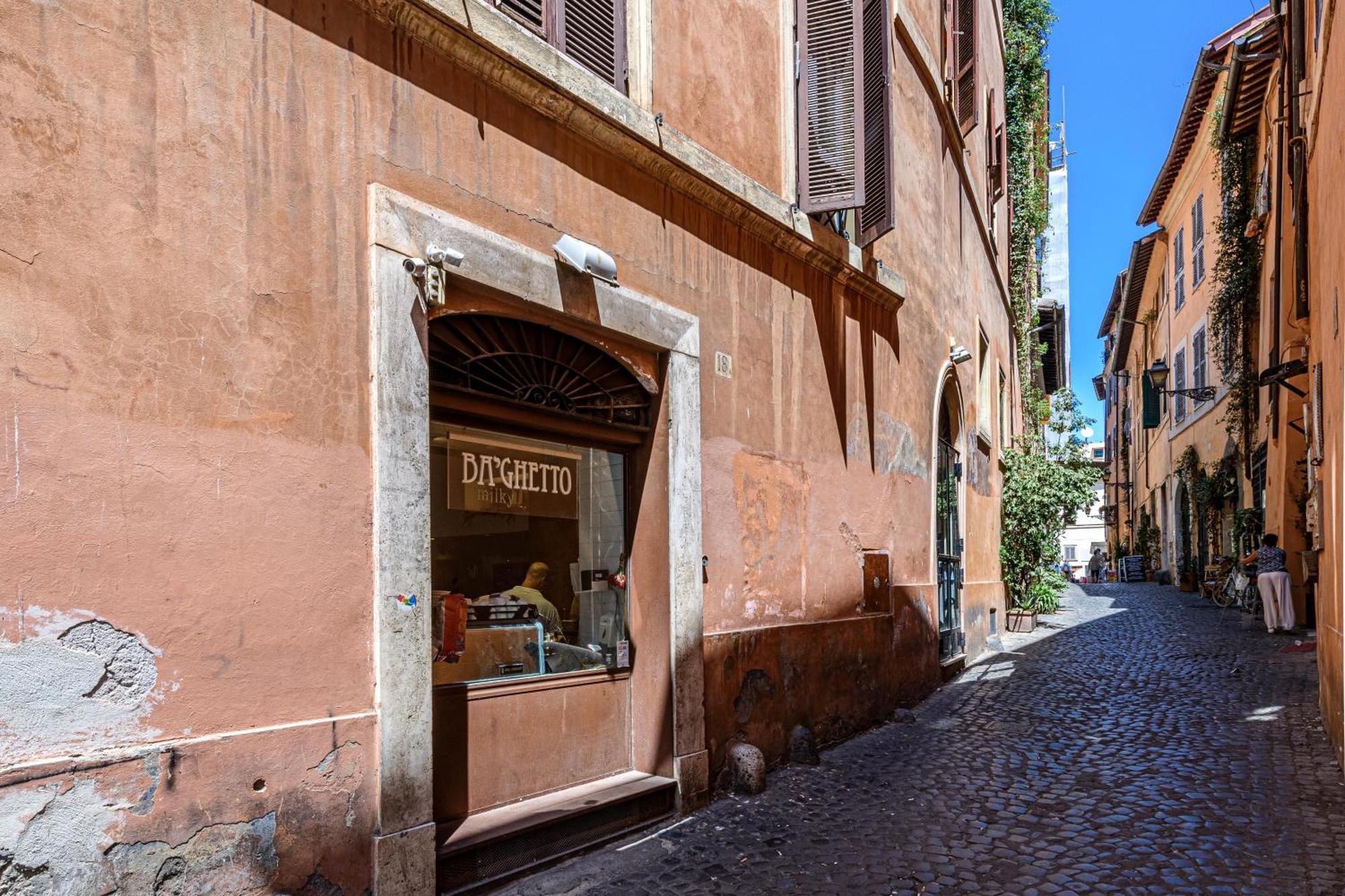 Bb Il Re Alla Reginella Guest House Rome Buitenkant foto