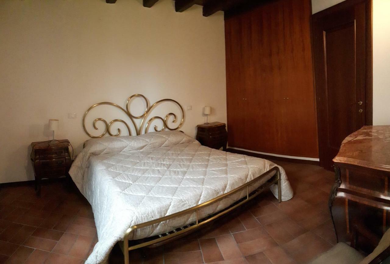 Bb Il Re Alla Reginella Guest House Rome Buitenkant foto