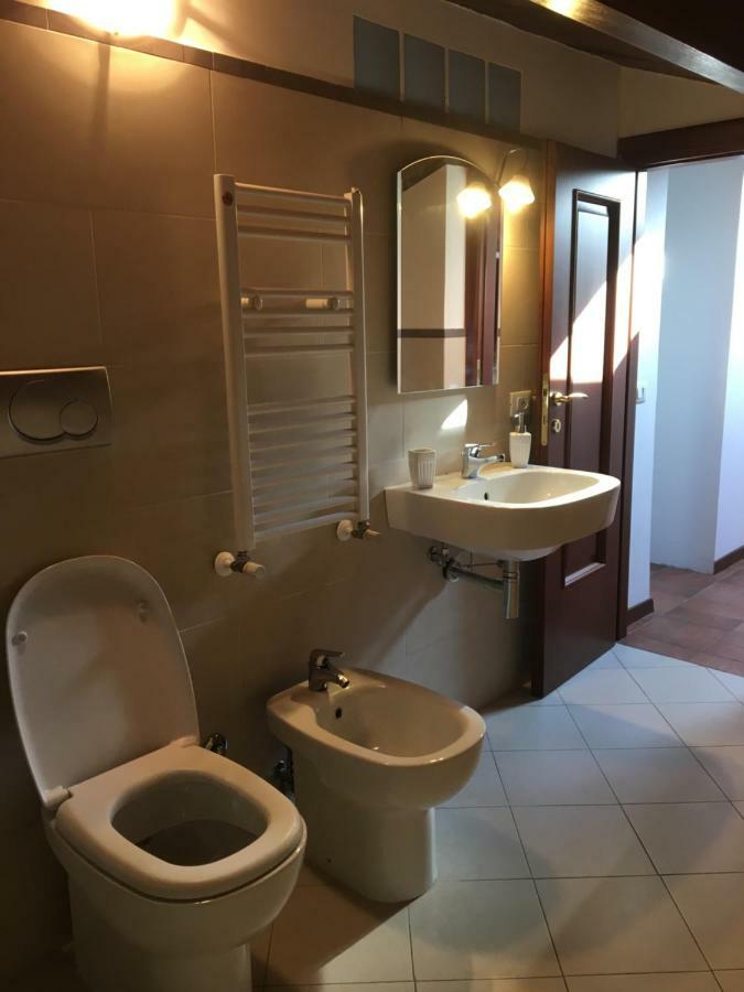 Bb Il Re Alla Reginella Guest House Rome Buitenkant foto