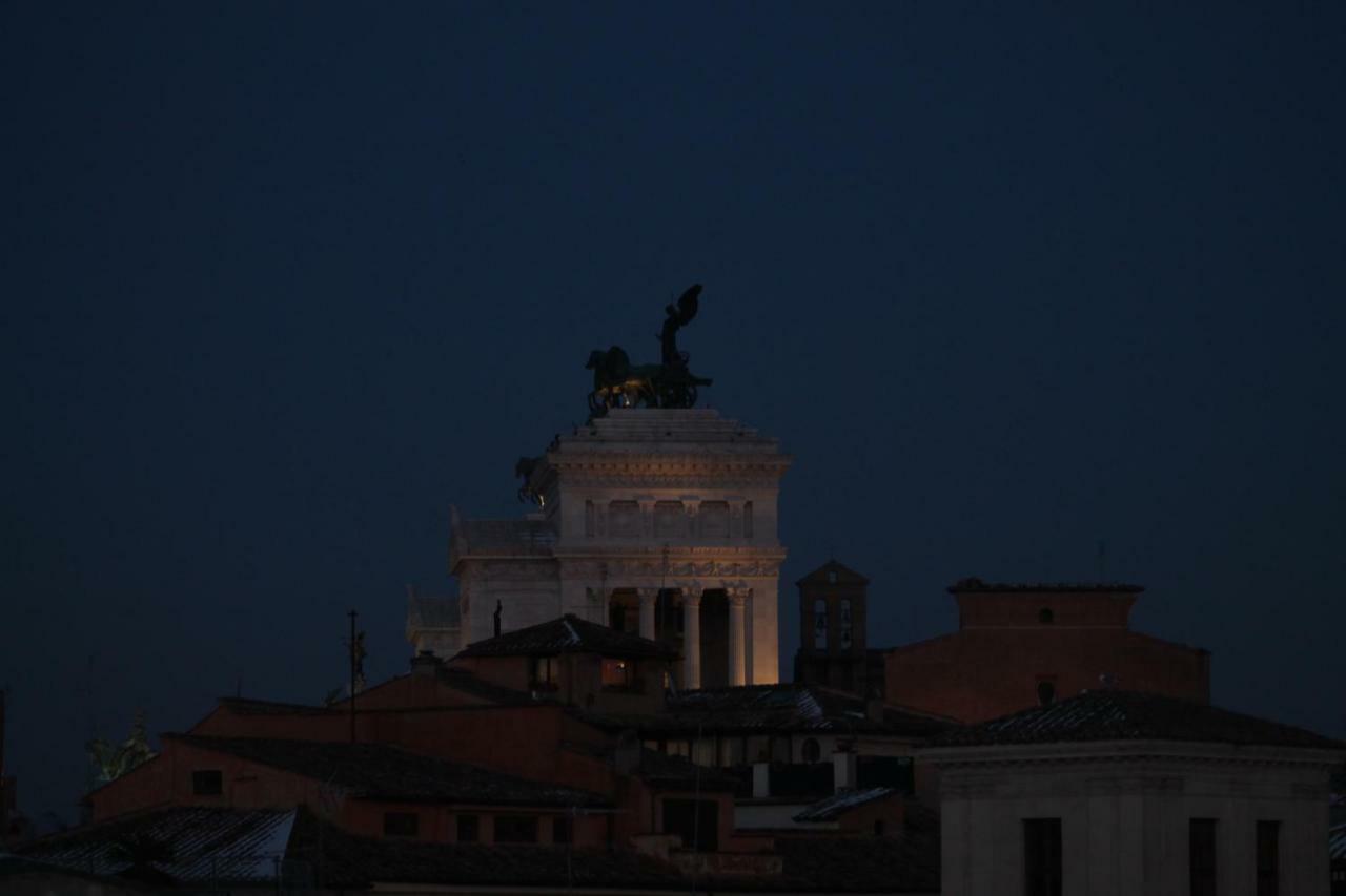 Bb Il Re Alla Reginella Guest House Rome Buitenkant foto